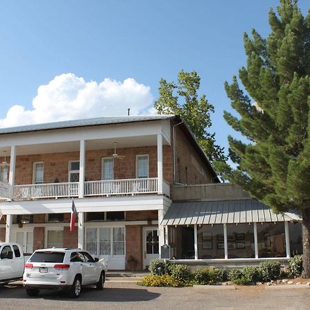 The Hotel Limpia Форт Дейвис Екстериор снимка