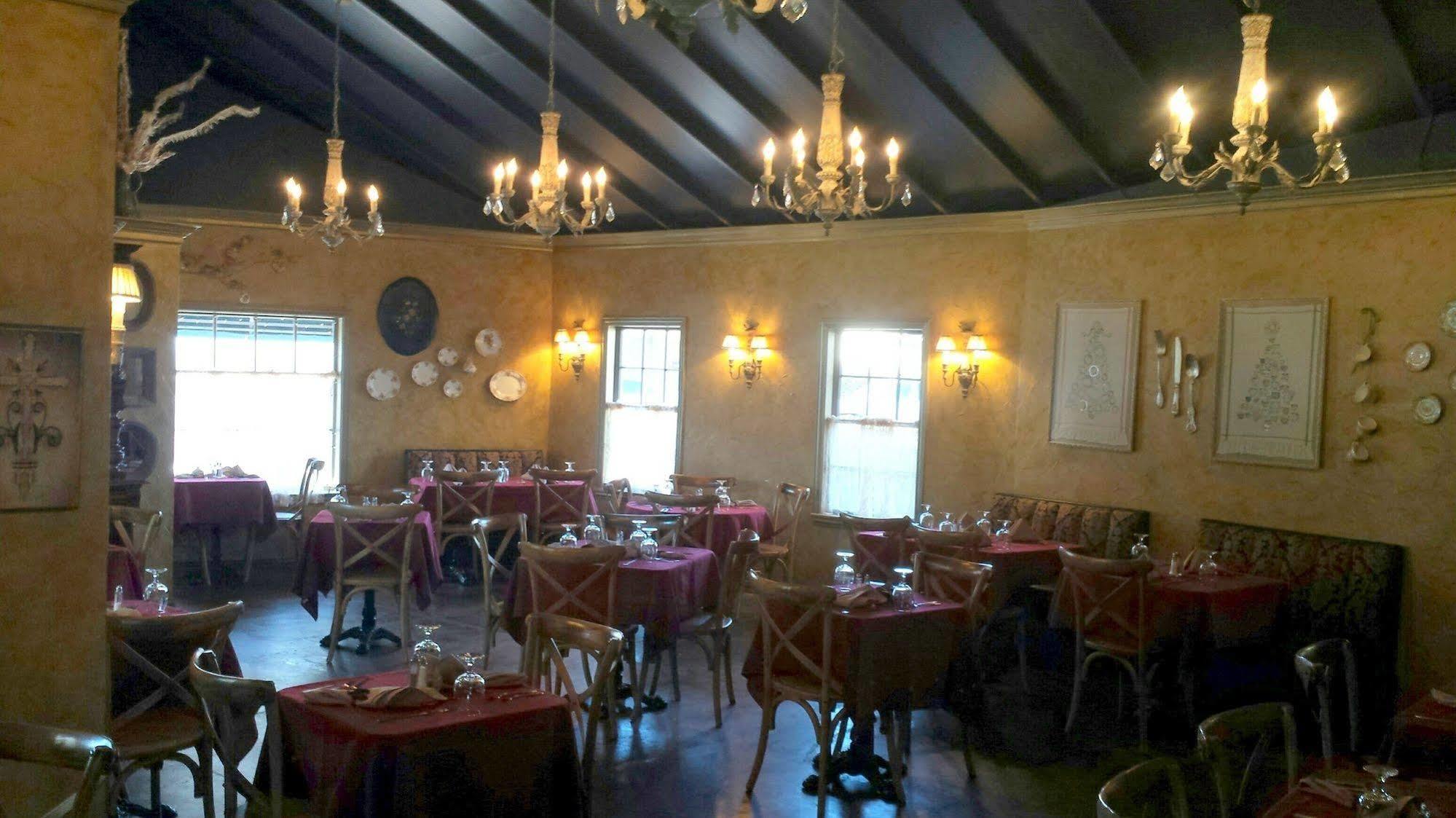 The Hotel Limpia Форт Дейвис Екстериор снимка