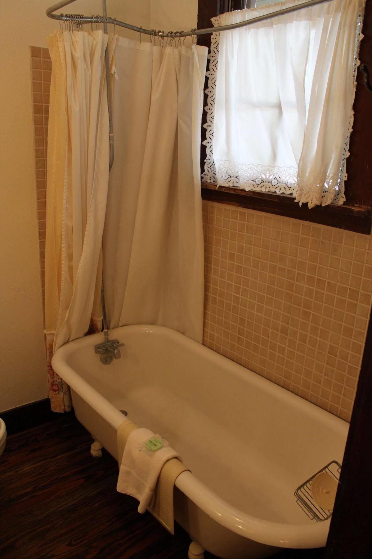 The Hotel Limpia Форт Дейвис Екстериор снимка