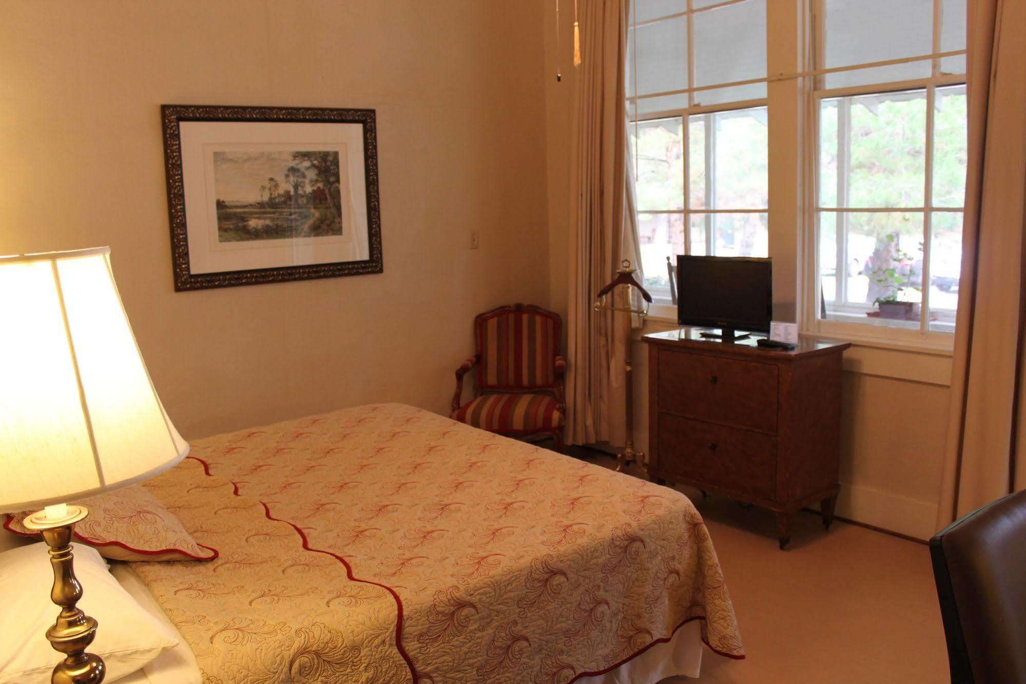 The Hotel Limpia Форт Дейвис Екстериор снимка